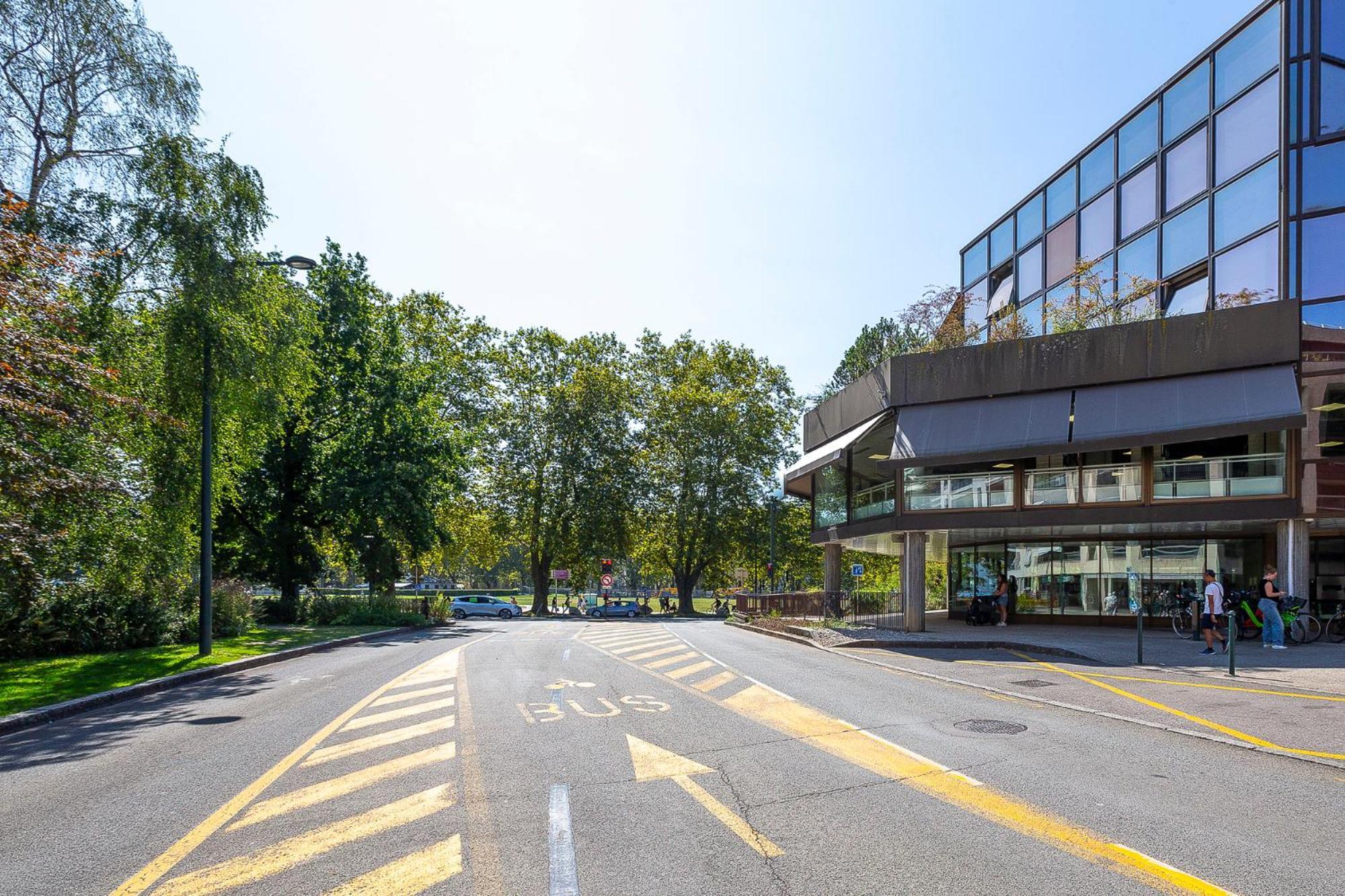 Appartement Moderne Au Coeur D'Annecy - A Deux Pas Du Lac Et De La Vieille Ville Exterior foto